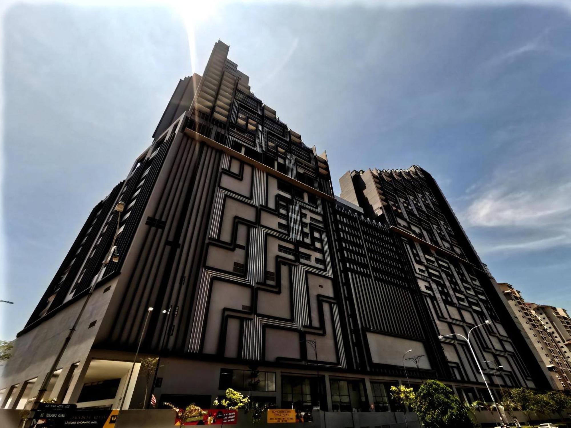 Attic Home Melaka Imperio Residence & Jonker מראה חיצוני תמונה
